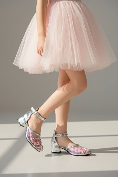 Görkem bebe ayakkabı ve tekstil PANTOFI CU TACĂT KUROMI FETE