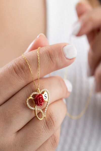 Silvano Jewelry 925 Ayar Gümüş Kişiye Özel Harfli Kalpli Gül Kolye