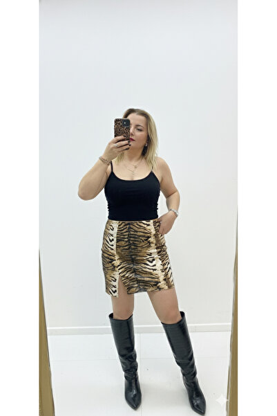 TUBA TOPTAŞ DESENLİ DERİ ETEK ŞARDONSUZ