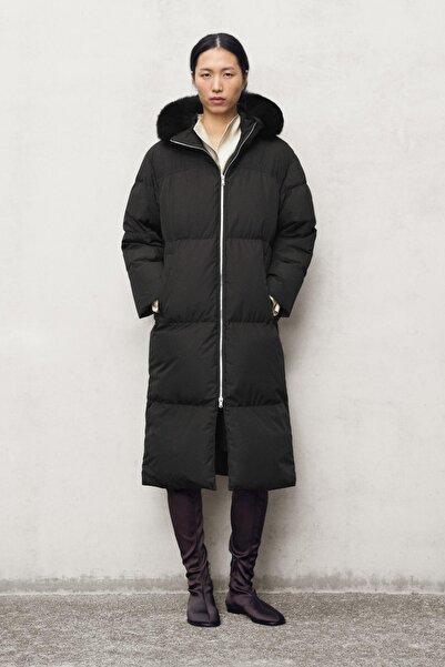 Massimo Dutti Kapüşonlu kürk detaylı teknik şişme mont