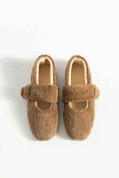 Yazz Atelier Home Shoes Brown