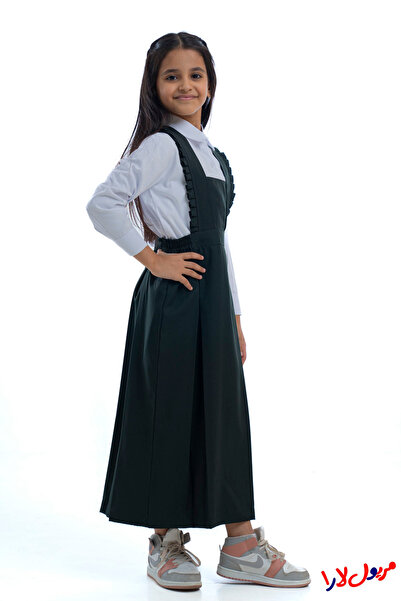 maryool lara Olive green apron with a square front neckline