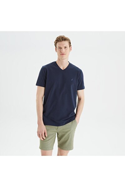 Nautica Men's Navy Blue Standard Fit T-Shirt