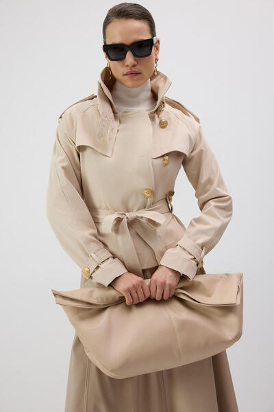 Touché Privé Kisa Belted K Double-Breasted Trench Coat