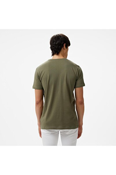 Nautica Men's Green Standard Fit T-Shirt