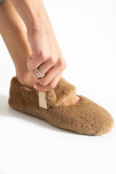 Yazz Atelier Home Shoes Brown