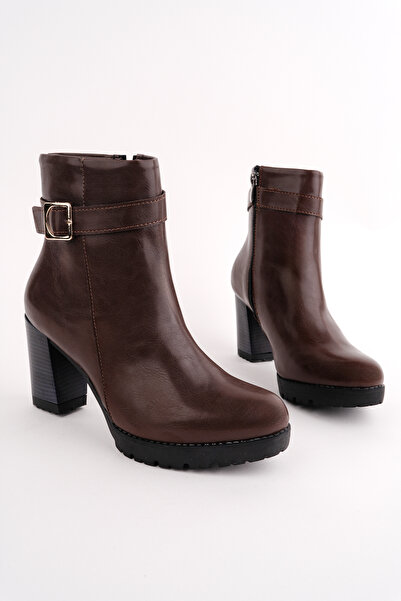 Madam Tarz حذاء BLN-535 بكعب سميك وتفاصيل حزام