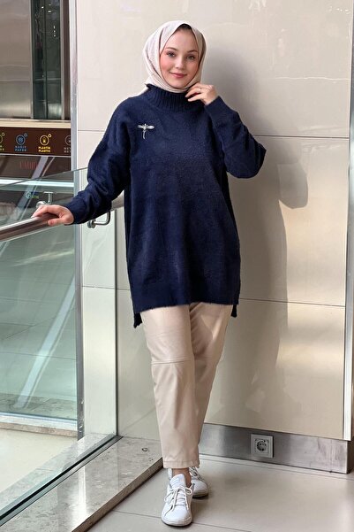 Nuss Angora Tunic with a Crew Neck, Short in the Front and Long in the Back