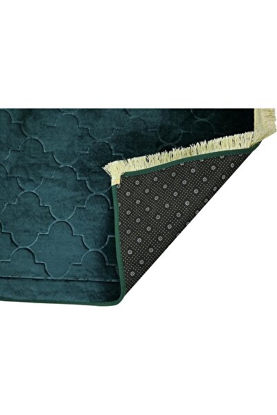 Home Dwell Premium Velvet Prayer Mat 70x110 cm – Anti-Slip with Tasbeeh – Green