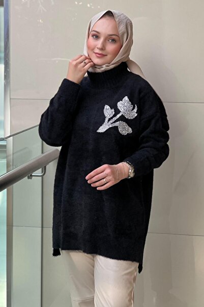 Nuss Zero Neckline Tulip Stone Embroidered Angora Tunic