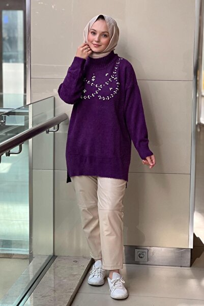 Nuss O-Neck Crystal Stone Embroidered Angora Tunic