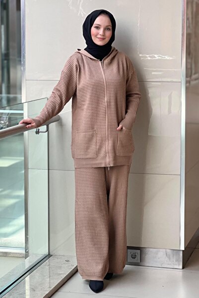 Ghisa Square Patterned Hooded Bag Pocket Cap Pants Knitwear Set