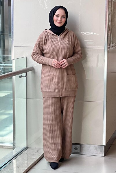 Ghisa Square Patterned Hooded Bag Pocket Cap Pants Knitwear Set