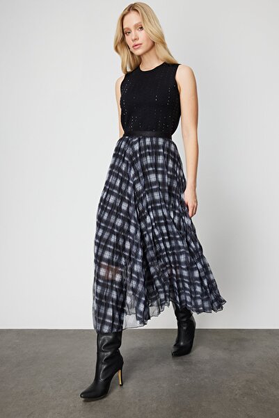 ON Plaid Pleated Maxi Skirt