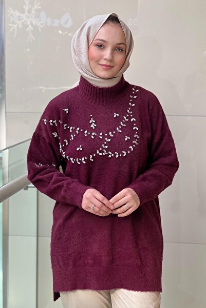 Nuss O-Neck Crystal Stone Embroidered Angora Tunic