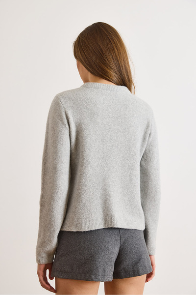 Olalook Women's Gray Scarf Detailed Soft Textured Long Sleeve Knit Sweater Kzk-19001085