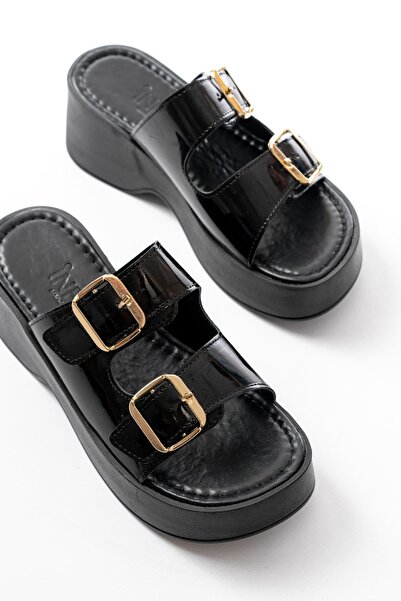 Budi 24414-574 Black Patent Leather Daily Buckle Wedge Heel Women's Slippers