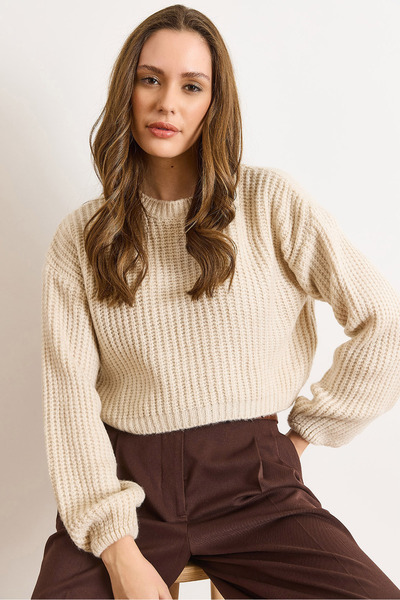 Olalook Women's Stone Crew Neck Crop Soft Textured Knitwear Sweater Kzk-19001084