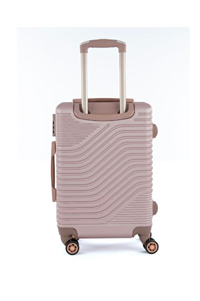LİMRA A travel bag set consisting of 5 luggage bags in various sizes, made of strong and lightweight polycarbonate material.