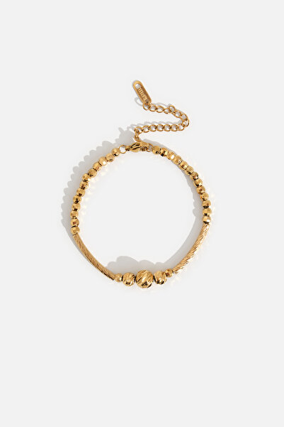 Gold Knot Bracelet