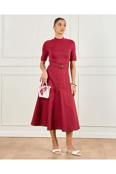 REDTAG فستان نسائي أحمر محبوك بجزء علوي وحزام
