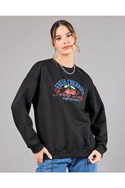 REDTAG سويت شيرت نسائي أسود مطبوع