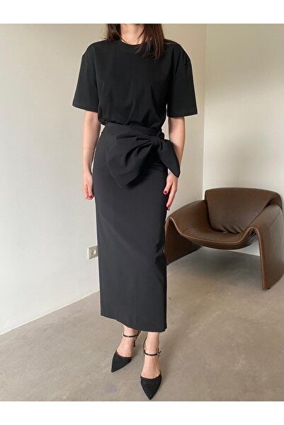 Bade Butik Siyah Yırtmaçlı Fiyonklu Kalem Etek