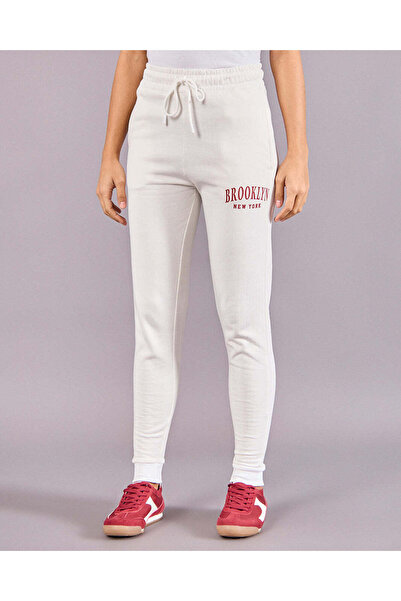 REDTAG Women Ivory Printed Active Pants