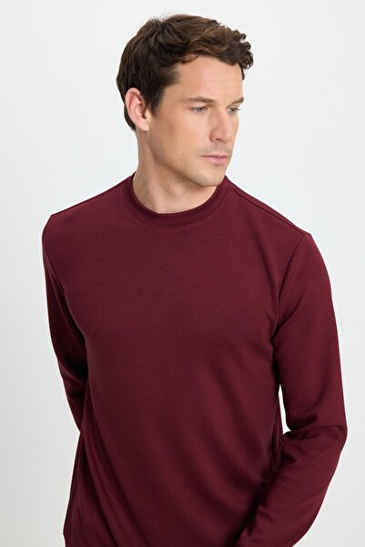 Tudors Men's relax fit comfortable cut long sleeve crew neck burgundy sweatshirt
