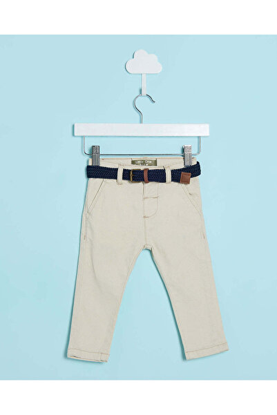 REDTAG بنطال كاجوال بيج للأولاد الرضع مع حزام مضفر