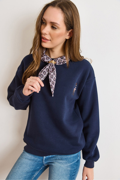 Olalook Women's Navy Blue Ceylan Embroidered Scarf Detailed Fleece-Lined Sweatshirt Swt-19000788