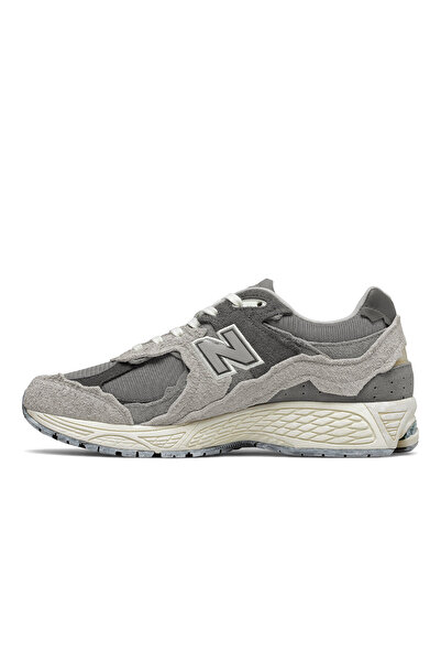New Balance M2002R Unisex Lifestyle Sneaker M2002Rda