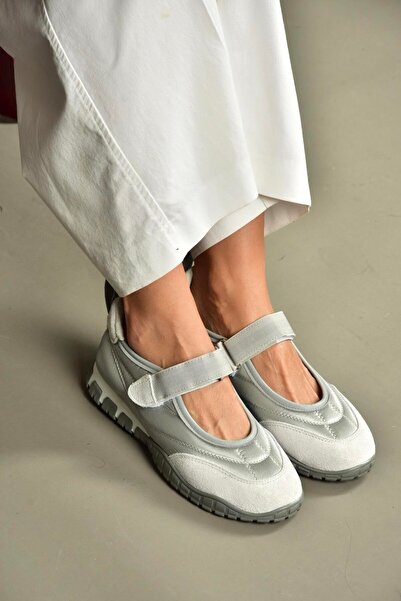 Fox Shoes V312651304 Gray Fabric Banded Casual Women's Shoes