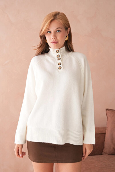 Park Karon سترة تريكو نسائية بتفاصيل ياقة مرتفعة متوسطة الطول أزرار قصة فضفاضة