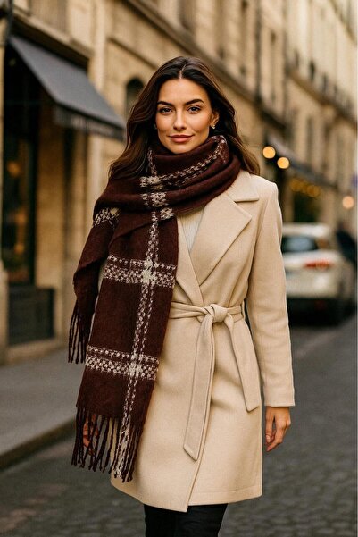 Betüştakıevi Plaid Patterned Tasseled Boucle Scarf - Brown