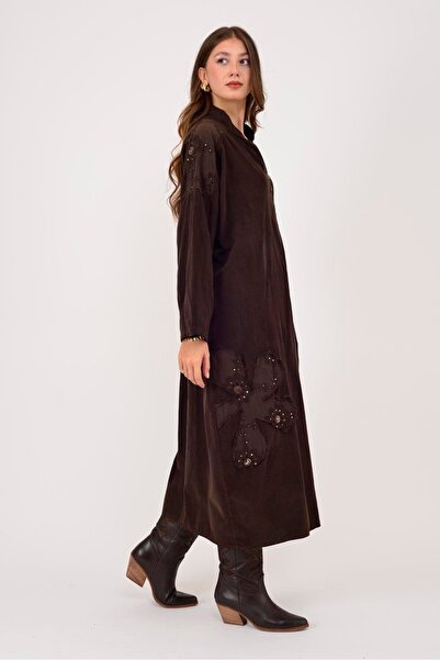 Park Moda 11444 ROCHIE DE CATIFELĂ CU DETALII DE PIELE DE PIELE DE CĂPĂTĂ, CU DETALII DE FLORELE LOVA