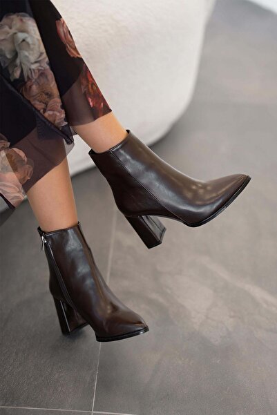 Parponi Amanda Women's Wrinkled Patent Leather Heeled Boots Brown