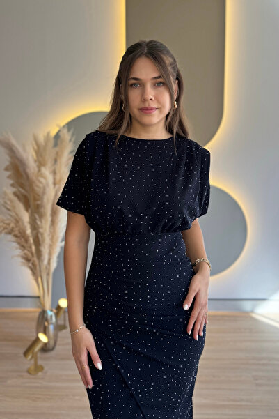 Aventien ντραπέ Φόρεμα μίντι σε μπλε ναυτικό με πέτρες