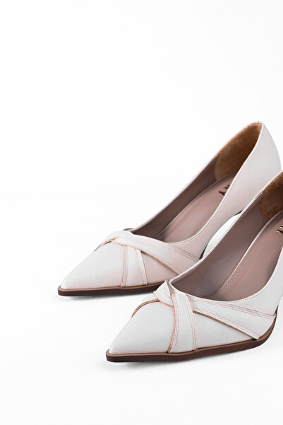 MARY Modern Curve Cross Band Detailed Thin Heel Pointed Toe Classic Style Women's Heeled Shoes