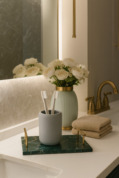 Toothbrush Holder