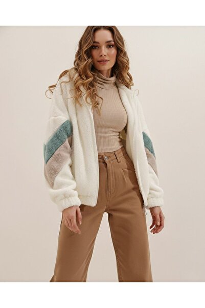 inci wears Hooded Elastic Plush Zippered Jacket with Sleeve Details