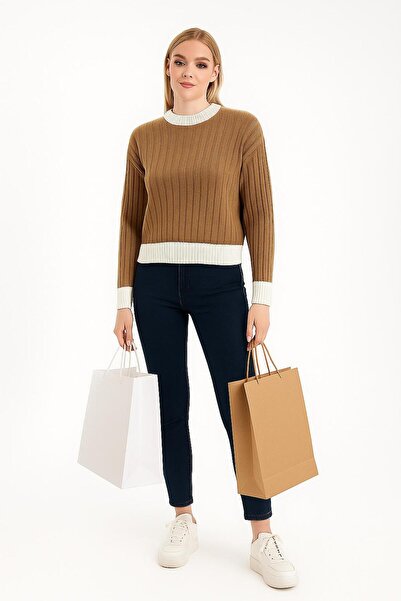 Sfg Life Moda Women's Crew Neck Ribbed and Striped Detail Crop Knitwear Short Sweater