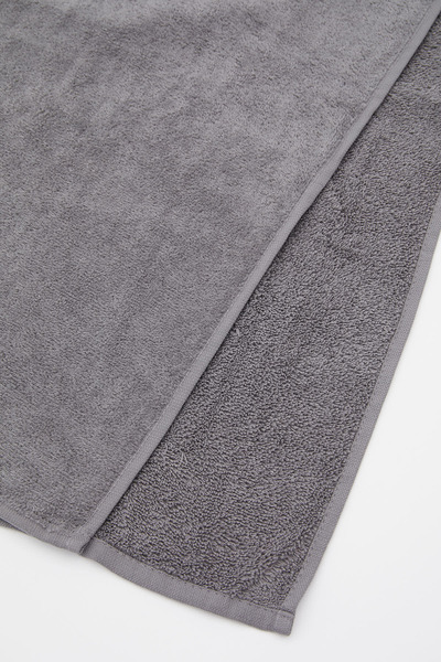 PAULMARK Solid Color Towel