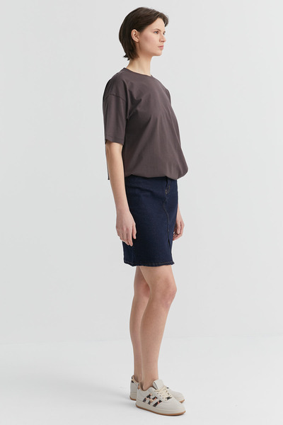 PAULMARK Slit Short Skirt from the Front