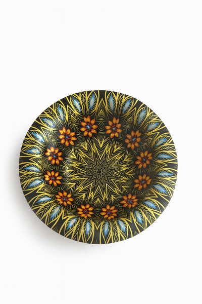 ATAGİFT HEDİYELİK مجموعة من 6 قواعد أكواب معدنية بنقش زهور ذهبية سوداء - قواع...