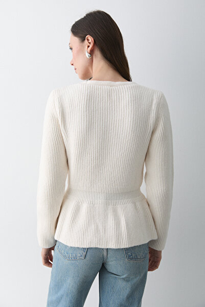 Laluvia Cream 3 Button Pleated Cardigan - 251065