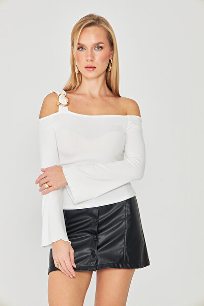 ParlaMira Women's Off-The-Shoulder Buckle Detailed Long Sleeve Blouse