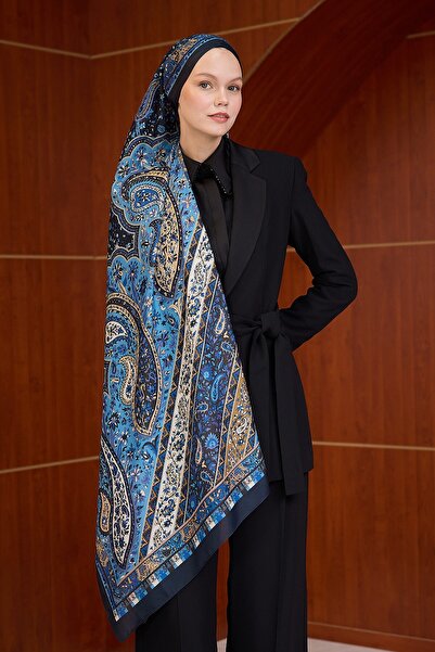 İpekhan Winter Bloom Soft Shawl