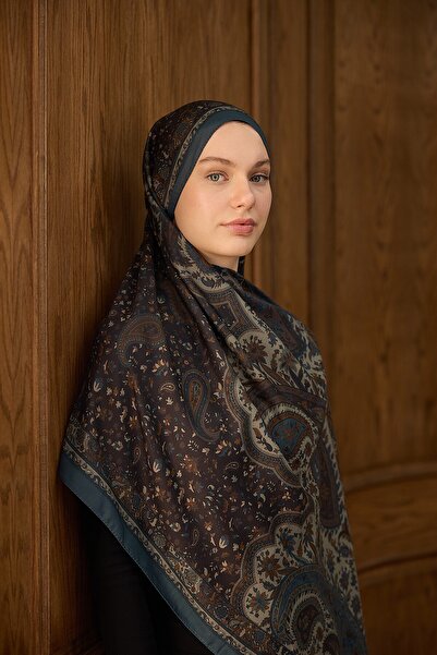 İpekhan Winter Bloom Soft Shawl