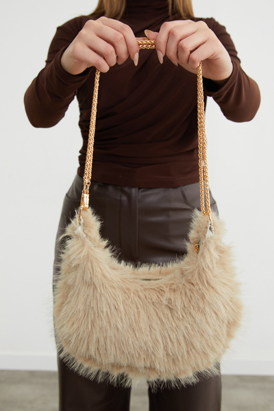 Fulla Moda Faux Fur Handbag with Chain Strap and Zipper Closure